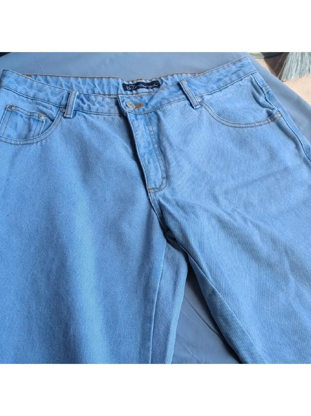 No Boundaries Light Blue Denim Capri, Jrs. Size 11